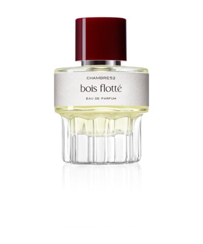 Chambre52 Bois Flotté Eau de Parfum 52 ml, briaunuotas stiklo buteliukas su tamsiai raudonu dangteliu