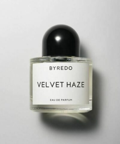 Byredo Velvet Haze 100 ml buteliukas pilkame fone